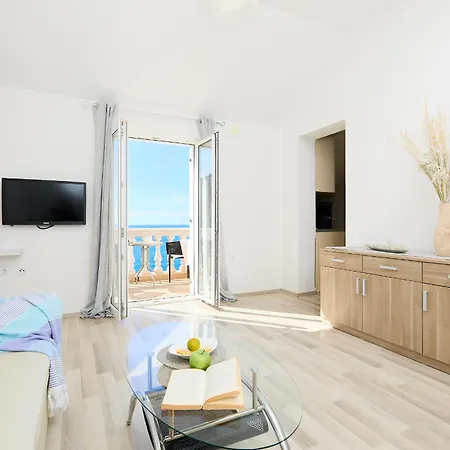 Hedera Estate, Hedera A53 *