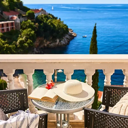 Hedera Estate, Hedera A53 * Dubrovnik