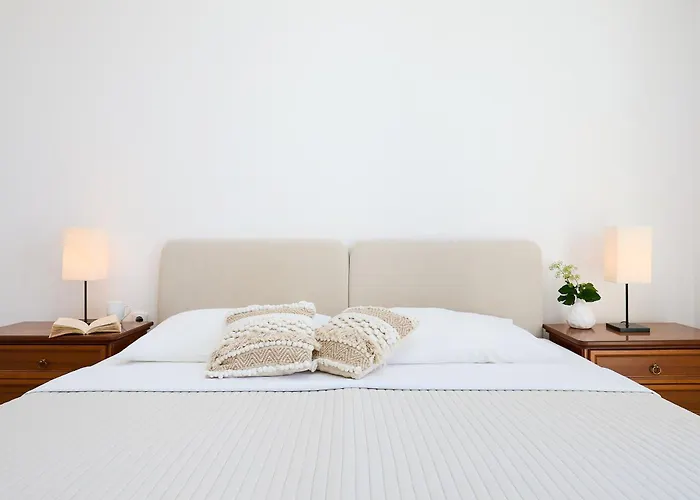 Hedera Estate, Hedera A53