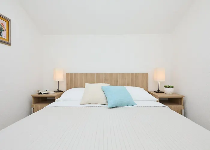 Hedera Estate, Hedera A53 *