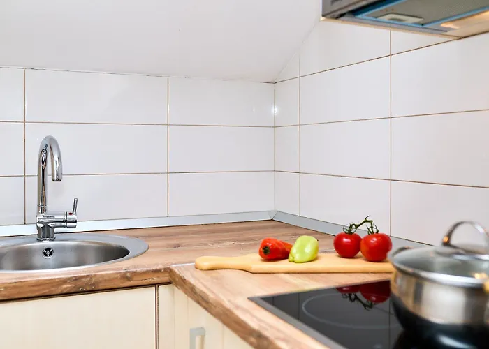 Hedera Estate, Hedera A53