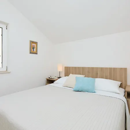 Hedera Estate, Hedera A53 杜布罗夫尼克