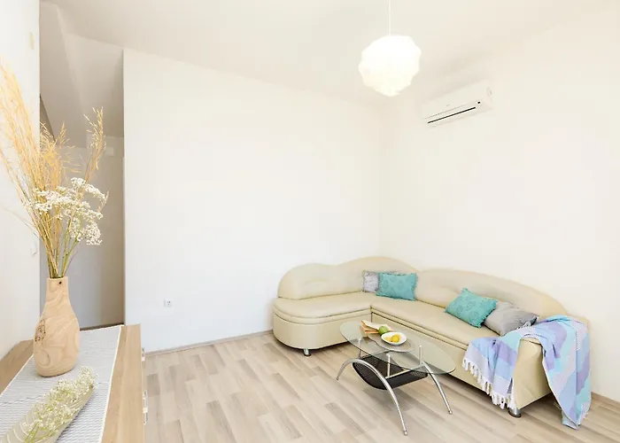 Hedera Estate, Hedera A53 杜布罗夫尼克